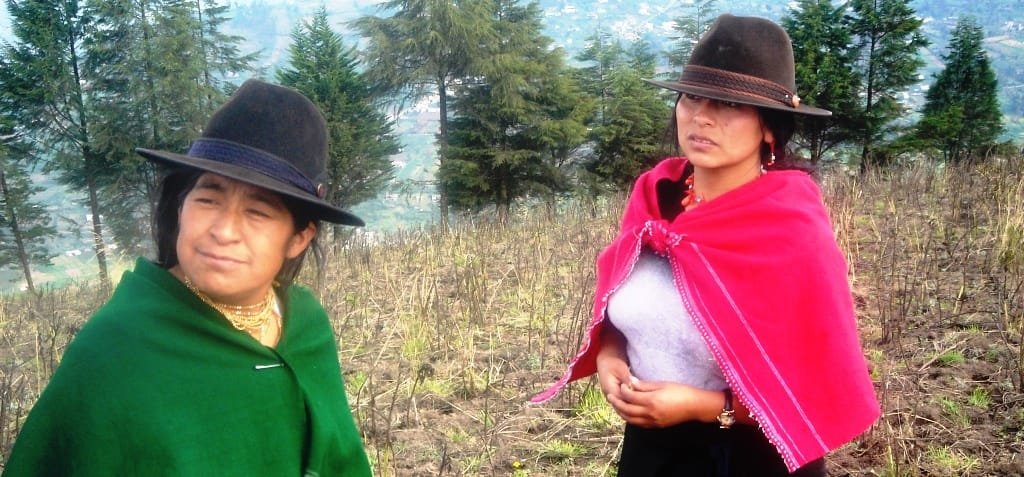 Excursion-Otavalo: Lake Cuicocha & Indigenous Villages