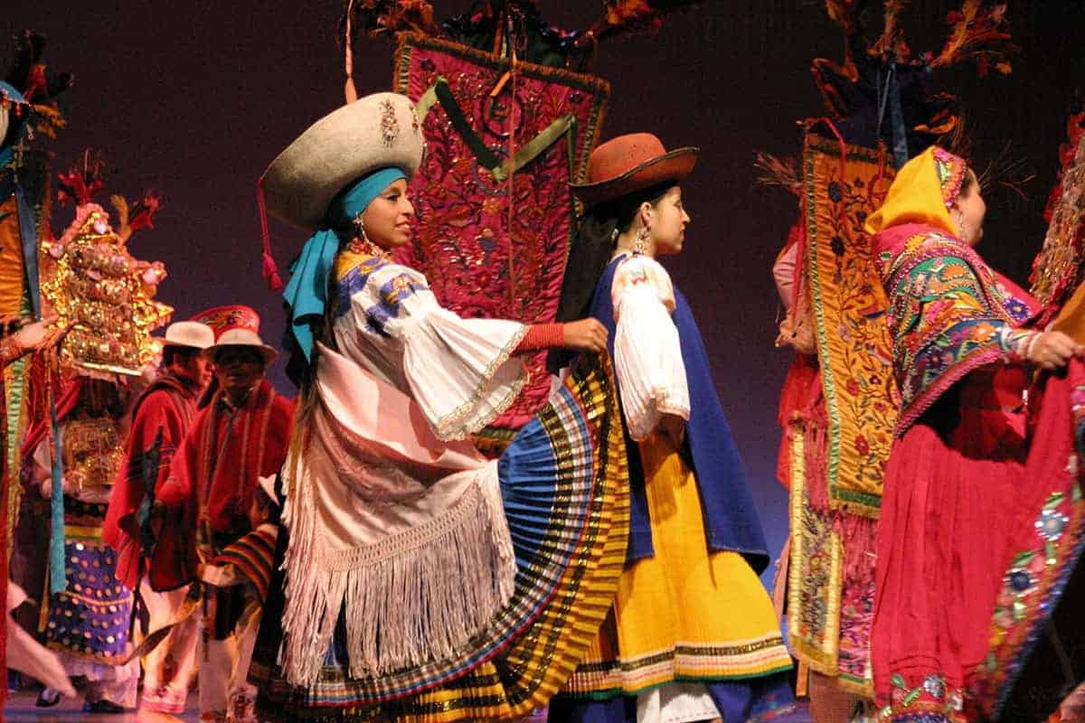 Excursion-Quito: Evening performance of Jacchigua Folkloric Ballet